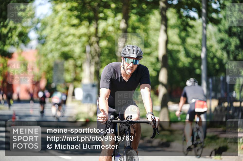 09.08.2026 - GEWOBA Citytriathlon Bremen Michael Burmester http://msf.ph/oto/9949763 09.08.2026 12:57:32 Radfahren 603, 701, 702, 834, 838, 858, 982, 1153 meine-sportfotos.de