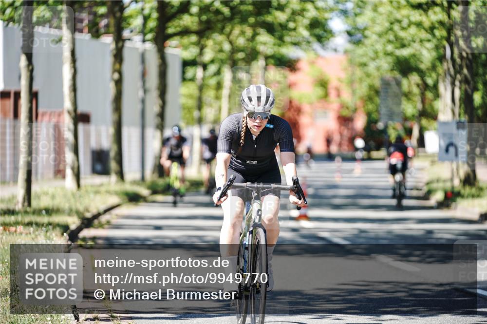 09.08.2026 - GEWOBA Citytriathlon Bremen Michael Burmester http://msf.ph/oto/9949770 09.08.2026 12:57:41 Radfahren 627, 701, 702, 707, 834, 888, 1136, 1153 meine-sportfotos.de