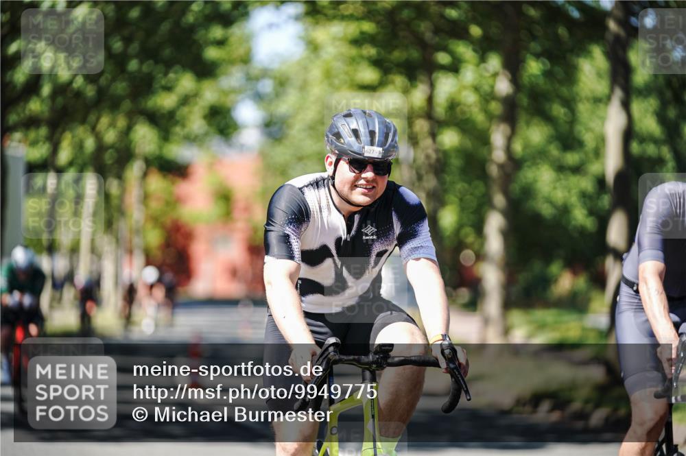 09.08.2026 - GEWOBA Citytriathlon Bremen Michael Burmester http://msf.ph/oto/9949775 09.08.2026 12:57:45 Radfahren 627, 701, 707, 711, 888, 919, 1136, 1153 meine-sportfotos.de