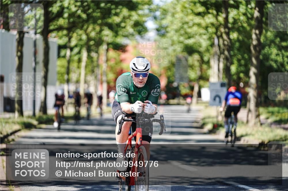 09.08.2026 - GEWOBA Citytriathlon Bremen Michael Burmester http://msf.ph/oto/9949776 09.08.2026 12:57:47 Radfahren 627, 707, 711, 809, 888, 919, 954, 1136, 1153 meine-sportfotos.de