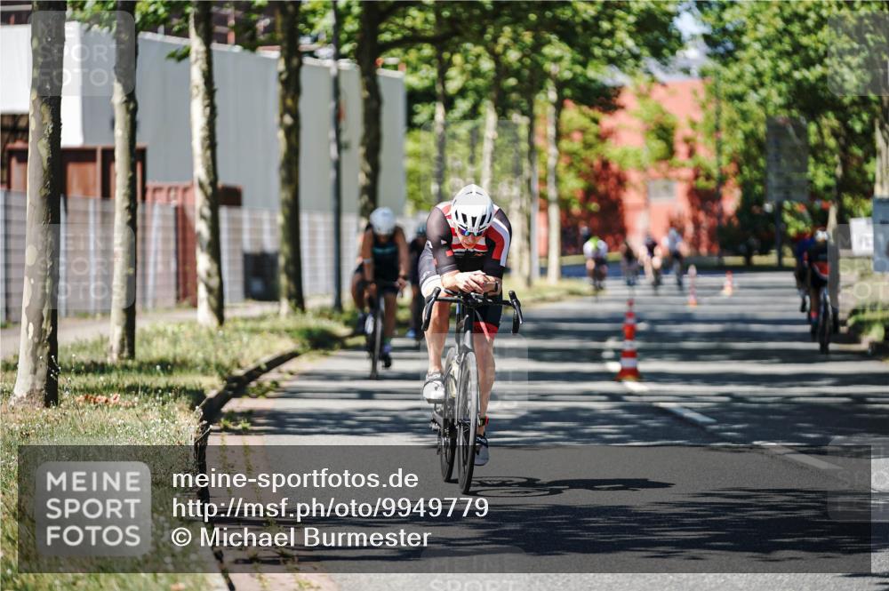 09.08.2026 - GEWOBA Citytriathlon Bremen Michael Burmester http://msf.ph/oto/9949779 09.08.2026 12:57:49 Radfahren 627, 707, 711, 809, 888, 919, 954, 1136, 1153 meine-sportfotos.de