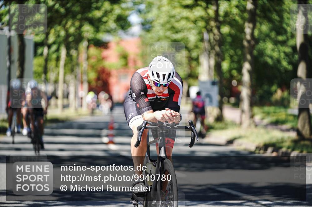 09.08.2026 - GEWOBA Citytriathlon Bremen Michael Burmester http://msf.ph/oto/9949780 09.08.2026 12:57:50 Radfahren 627, 707, 711, 809, 888, 919, 954, 998, 1136, 1153 meine-sportfotos.de