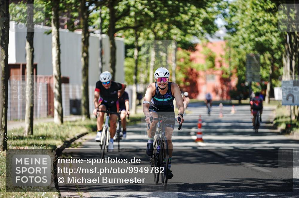 09.08.2026 - GEWOBA Citytriathlon Bremen Michael Burmester http://msf.ph/oto/9949782 09.08.2026 12:57:51 Radfahren 627, 707, 711, 809, 888, 919, 954, 998, 1136, 1153 meine-sportfotos.de