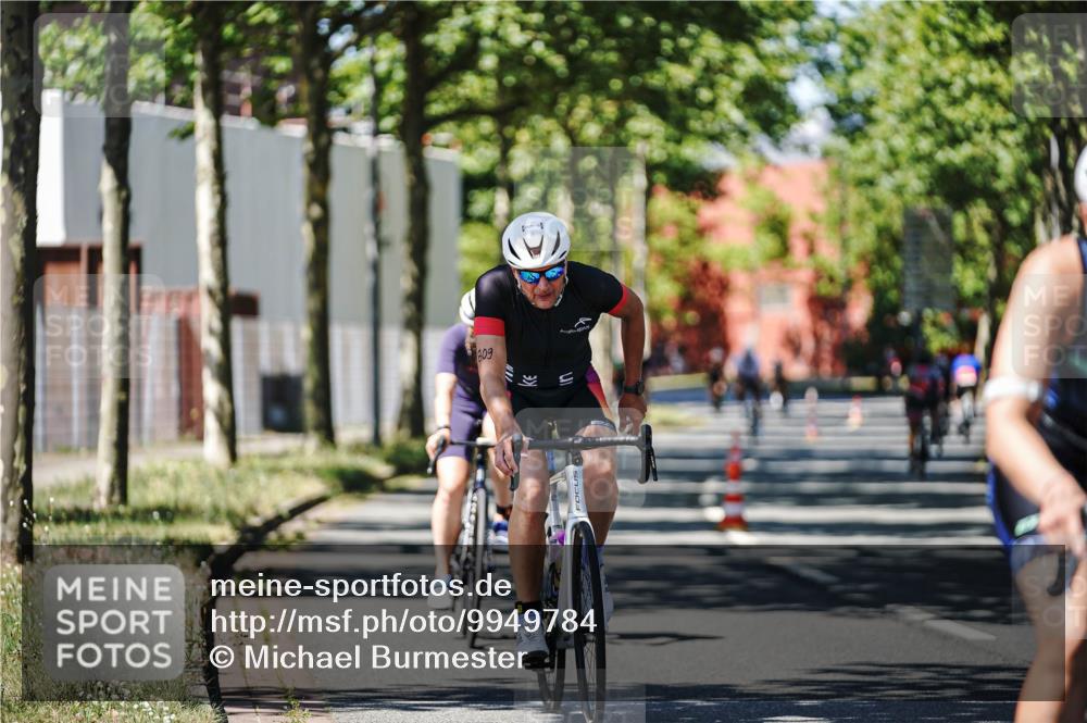 09.08.2026 - GEWOBA Citytriathlon Bremen Michael Burmester http://msf.ph/oto/9949784 09.08.2026 12:57:52 Radfahren 548, 627, 707, 711, 718, 809, 888, 919, 954, 998, 1136, 1153 meine-sportfotos.de