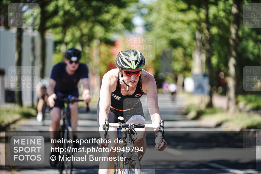 09.08.2026 - GEWOBA Citytriathlon Bremen Michael Burmester http://msf.ph/oto/9949794 09.08.2026 12:57:59 Radfahren 548, 602, 625, 711, 718, 809, 919, 931, 943, 954, 998, 1003, 1121, 1136 meine-sportfotos.de