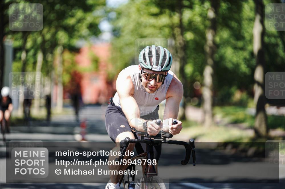 09.08.2026 - GEWOBA Citytriathlon Bremen Michael Burmester http://msf.ph/oto/9949798 09.08.2026 12:58:01 Radfahren 548, 602, 625, 711, 718, 809, 919, 931, 943, 954, 998, 1003, 1121 meine-sportfotos.de