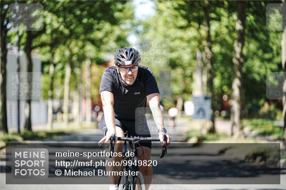 09.08.2026 - GEWOBA Citytriathlon Bremen Michael Burmester http://msf.ph/oto/9949820 09.08.2026 12:58:18 Radfahren 578, 651, 796, 798, 976, 1154 meine-sportfotos.de