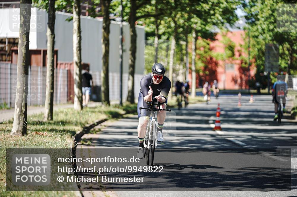 09.08.2026 - GEWOBA Citytriathlon Bremen Michael Burmester http://msf.ph/oto/9949822 09.08.2026 12:58:26 Radfahren 651, 796, 798, 876, 968 meine-sportfotos.de