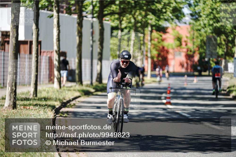 09.08.2026 - GEWOBA Citytriathlon Bremen Michael Burmester http://msf.ph/oto/9949823 09.08.2026 12:58:26 Radfahren 651, 796, 798, 876, 968 meine-sportfotos.de