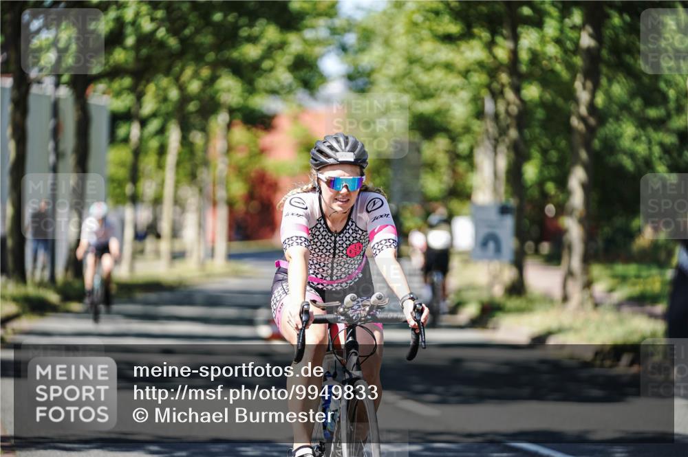 09.08.2026 - GEWOBA Citytriathlon Bremen Michael Burmester http://msf.ph/oto/9949833 09.08.2026 12:58:34 Radfahren 796, 876, 953, 968, 1132 meine-sportfotos.de