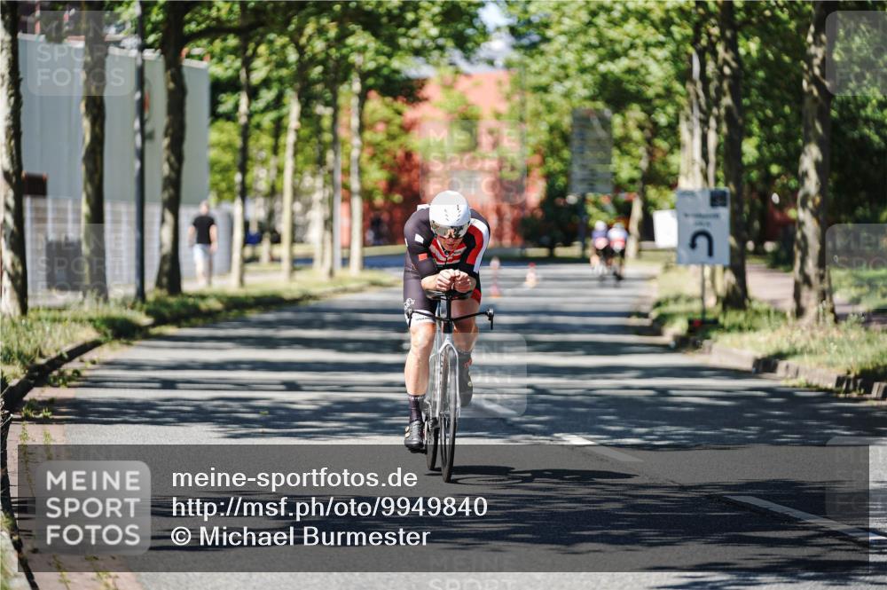 09.08.2026 - GEWOBA Citytriathlon Bremen Michael Burmester http://msf.ph/oto/9949840 09.08.2026 12:58:47 Radfahren 953, 1132 meine-sportfotos.de