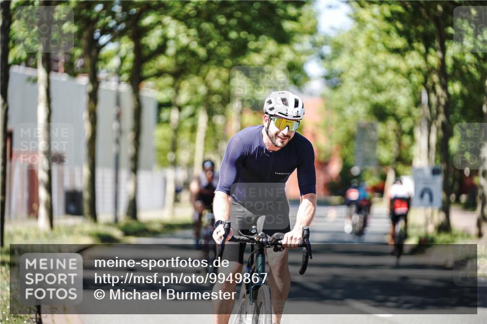 09.08.2026 - GEWOBA Citytriathlon Bremen Michael Burmester http://msf.ph/oto/9949867 09.08.2026 12:59:40 Radfahren 635, 658, 712, 800, 817, 923 meine-sportfotos.de