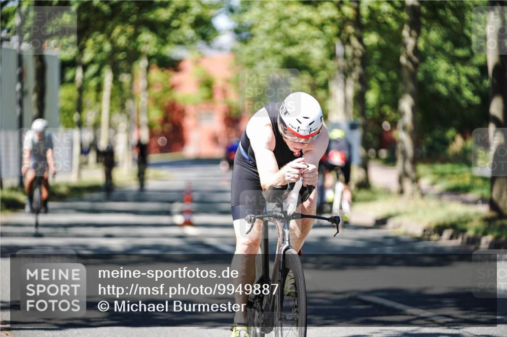09.08.2026 - GEWOBA Citytriathlon Bremen Michael Burmester http://msf.ph/oto/9949887 09.08.2026 12:59:53 Radfahren 543, 771, 800, 817, 923, 942, 951, 956, 1159 meine-sportfotos.de