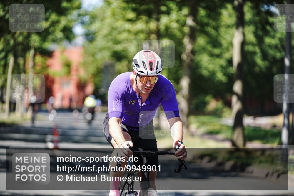 09.08.2026 - GEWOBA Citytriathlon Bremen Michael Burmester http://msf.ph/oto/9949901 09.08.2026 13:00:07 Radfahren 543, 674, 771, 849, 1159 meine-sportfotos.de