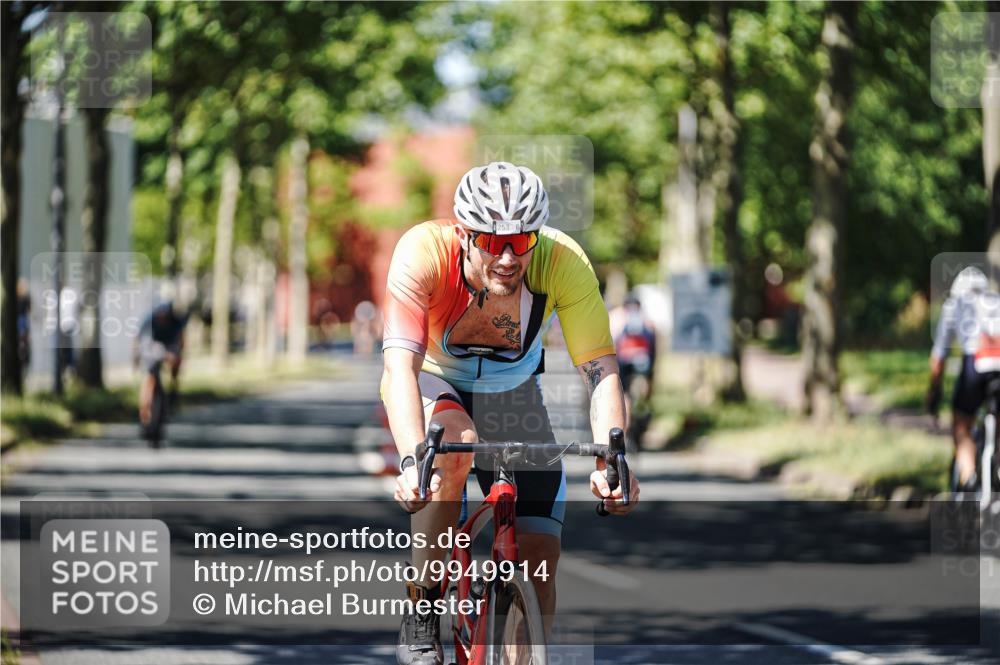 09.08.2026 - GEWOBA Citytriathlon Bremen Michael Burmester http://msf.ph/oto/9949914 09.08.2026 13:00:21 Radfahren 660, 661, 753, 1010, 1128 meine-sportfotos.de