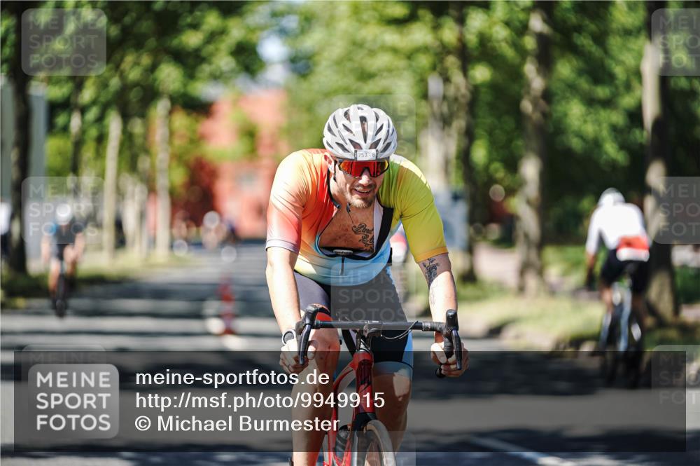 09.08.2026 - GEWOBA Citytriathlon Bremen Michael Burmester http://msf.ph/oto/9949915 09.08.2026 13:00:21 Radfahren 660, 661, 753, 1010, 1128 meine-sportfotos.de
