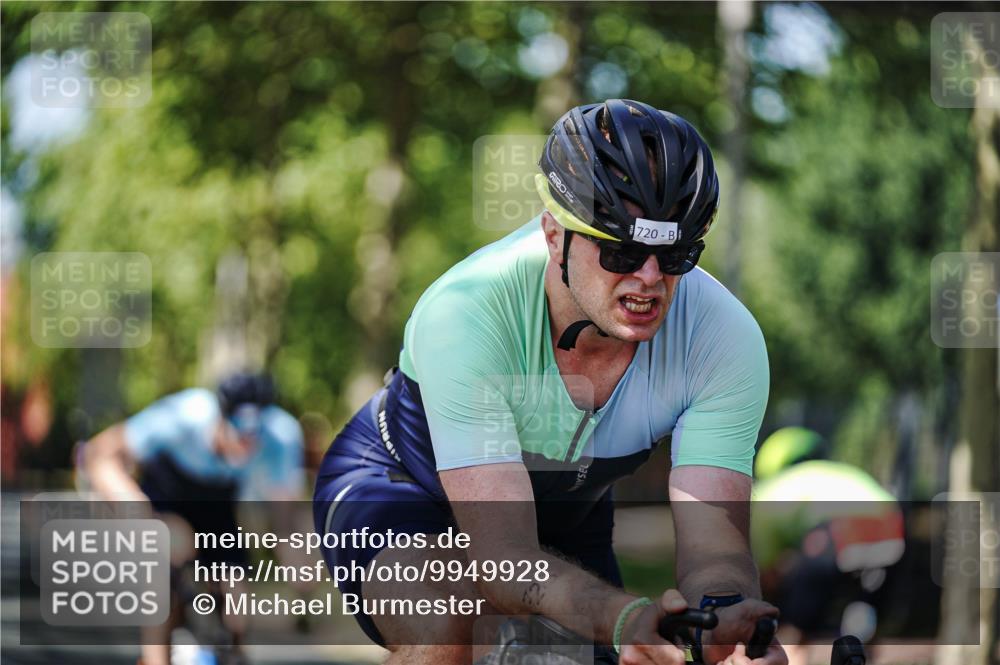 09.08.2026 - GEWOBA Citytriathlon Bremen Michael Burmester http://msf.ph/oto/9949928 09.08.2026 13:00:35 Radfahren 621, 633, 649, 700, 720, 870, 915, 940, 989, 1010, 1104, 1123 meine-sportfotos.de