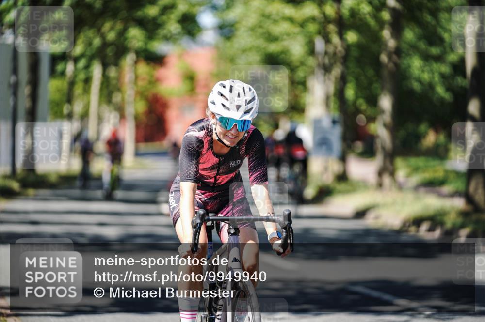 09.08.2026 - GEWOBA Citytriathlon Bremen Michael Burmester http://msf.ph/oto/9949940 09.08.2026 13:00:43 Radfahren 621, 633, 649, 700, 720, 870, 915, 933, 940, 989, 1004, 1104, 1107, 1123 meine-sportfotos.de