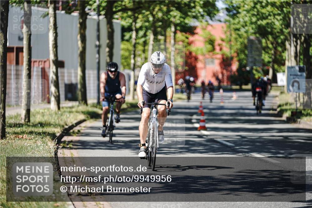 09.08.2026 - GEWOBA Citytriathlon Bremen Michael Burmester http://msf.ph/oto/9949956 09.08.2026 13:01:02 Radfahren 558, 643, 644, 782, 785, 843, 944, 1004, 1107 meine-sportfotos.de