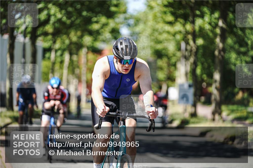 09.08.2026 - GEWOBA Citytriathlon Bremen Michael Burmester http://msf.ph/oto/9949965 09.08.2026 13:01:09 Radfahren 558, 643, 644, 782, 785, 797, 843, 944 meine-sportfotos.de