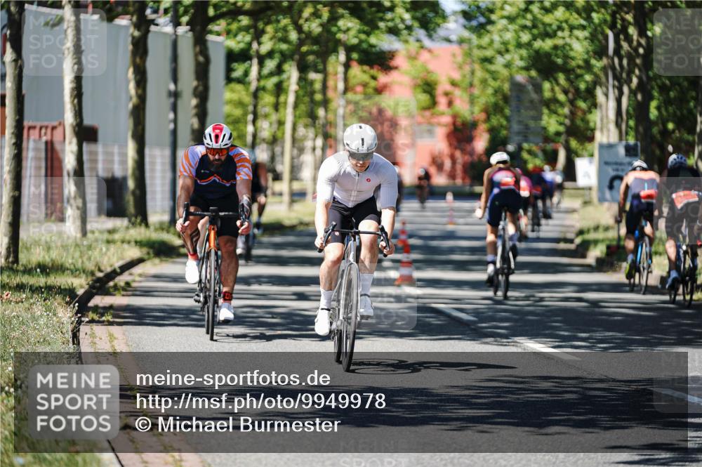 09.08.2026 - GEWOBA Citytriathlon Bremen Michael Burmester http://msf.ph/oto/9949978 09.08.2026 13:01:21 Radfahren 551, 556, 643, 666, 714, 782, 797, 801, 854, 878, 1140 meine-sportfotos.de