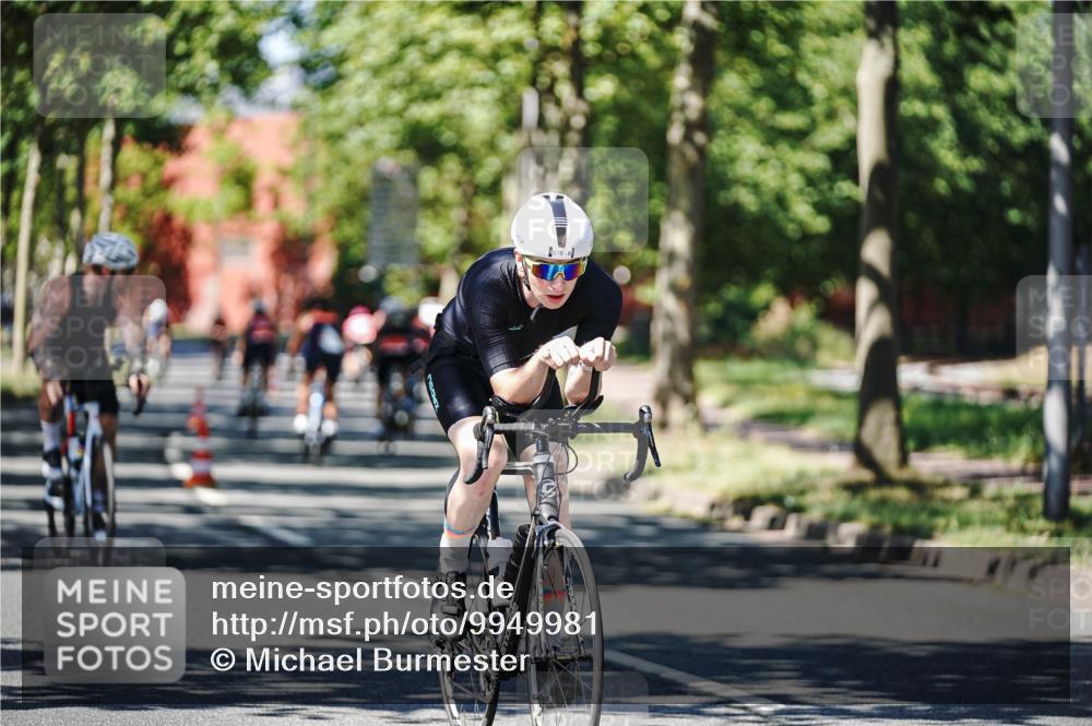 09.08.2026 - GEWOBA Citytriathlon Bremen Michael Burmester http://msf.ph/oto/9949981 09.08.2026 13:01:23 Radfahren 551, 556, 666, 714, 797, 801, 854, 859, 878, 1140 meine-sportfotos.de
