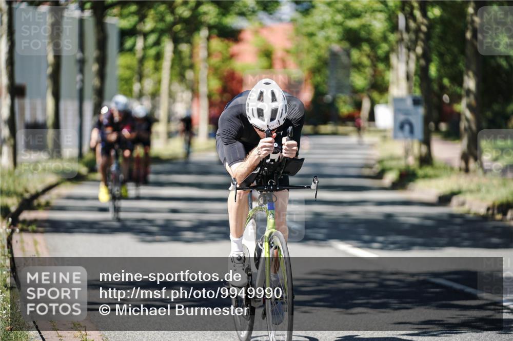 09.08.2026 - GEWOBA Citytriathlon Bremen Michael Burmester http://msf.ph/oto/9949990 09.08.2026 13:01:36 Radfahren 587, 631, 666, 669, 690, 775, 859, 862, 878, 991, 1014, 1120 meine-sportfotos.de
