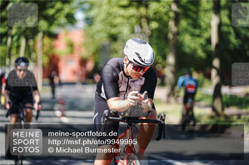 09.08.2026 - GEWOBA Citytriathlon Bremen Michael Burmester http://msf.ph/oto/9949995 09.08.2026 13:01:39 Radfahren 587, 631, 669, 690, 729, 746, 775, 831, 859, 862, 991, 1014, 1120 meine-sportfotos.de