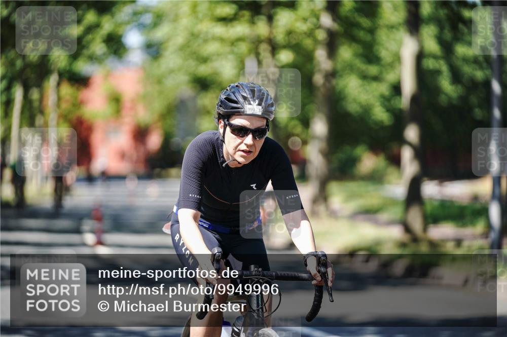 09.08.2026 - GEWOBA Citytriathlon Bremen Michael Burmester http://msf.ph/oto/9949996 09.08.2026 13:01:39 Radfahren 587, 631, 669, 690, 729, 746, 775, 831, 859, 862, 991, 1014, 1120 meine-sportfotos.de