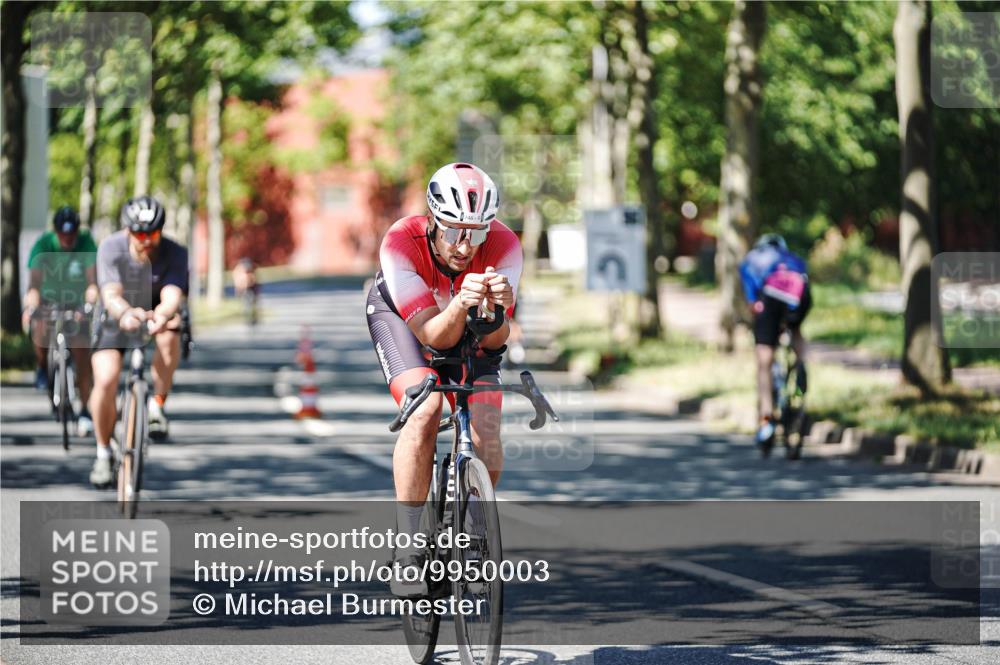 09.08.2026 - GEWOBA Citytriathlon Bremen Michael Burmester http://msf.ph/oto/9950003 09.08.2026 13:01:44 Radfahren 587, 631, 669, 690, 729, 746, 764, 775, 831, 862, 991, 1014, 1120 meine-sportfotos.de