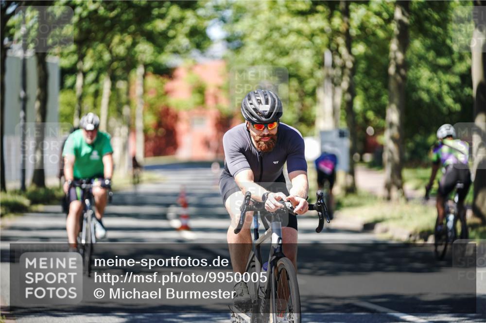 09.08.2026 - GEWOBA Citytriathlon Bremen Michael Burmester http://msf.ph/oto/9950005 09.08.2026 13:01:45 Radfahren 587, 631, 669, 690, 729, 746, 764, 775, 831, 991, 1014, 1120 meine-sportfotos.de