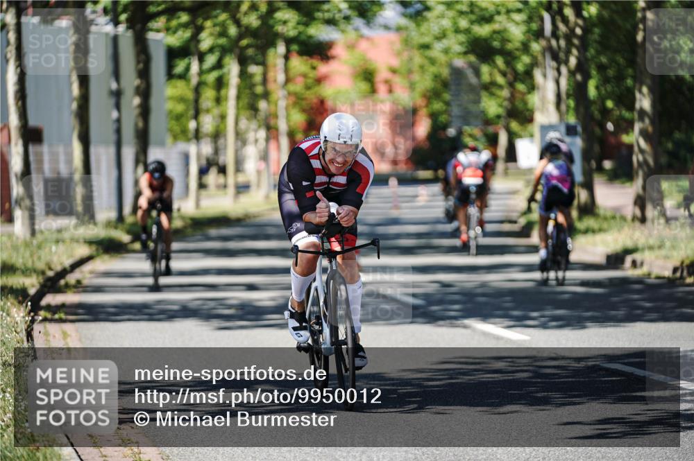09.08.2026 - GEWOBA Citytriathlon Bremen Michael Burmester http://msf.ph/oto/9950012 09.08.2026 13:01:49 Radfahren 587, 631, 690, 729, 746, 764, 775, 831, 1014, 1120 meine-sportfotos.de