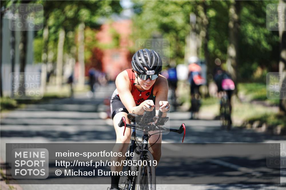 09.08.2026 - GEWOBA Citytriathlon Bremen Michael Burmester http://msf.ph/oto/9950019 09.08.2026 13:01:52 Radfahren 587, 610, 729, 731, 746, 764, 813, 831, 889, 1120, 1125 meine-sportfotos.de