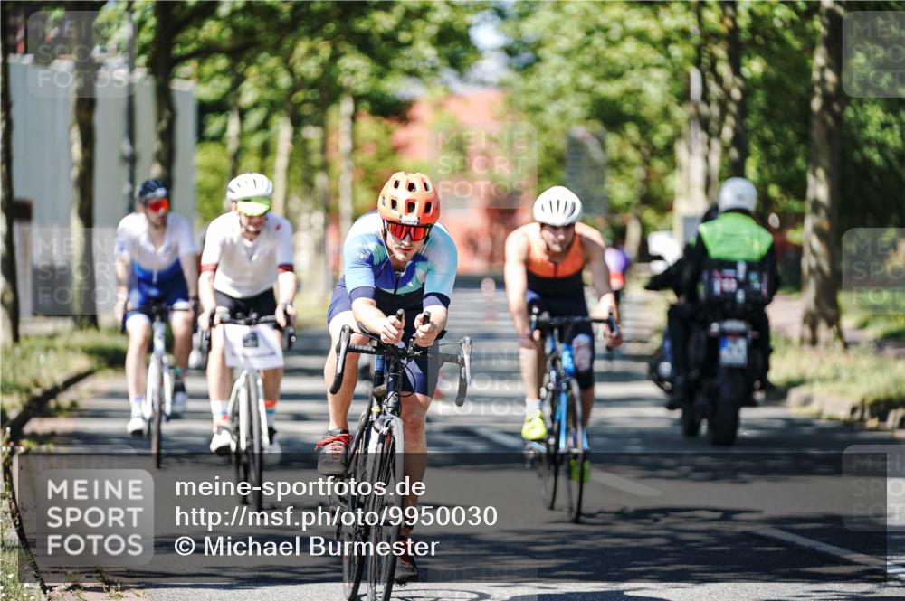 09.08.2026 - GEWOBA Citytriathlon Bremen Michael Burmester http://msf.ph/oto/9950030 09.08.2026 13:02:02 Radfahren 546, 610, 629, 731, 764, 813, 887, 889, 957, 1125 meine-sportfotos.de