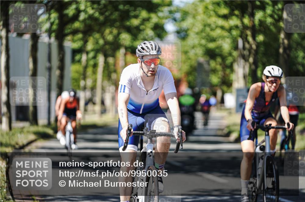 09.08.2026 - GEWOBA Citytriathlon Bremen Michael Burmester http://msf.ph/oto/9950035 09.08.2026 13:02:04 Radfahren 546, 610, 629, 731, 813, 887, 889, 890, 957, 1125 meine-sportfotos.de