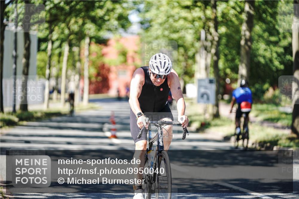 09.08.2026 - GEWOBA Citytriathlon Bremen Michael Burmester http://msf.ph/oto/9950040 09.08.2026 13:02:07 Radfahren 546, 610, 629, 731, 813, 887, 889, 890, 957, 1125 meine-sportfotos.de