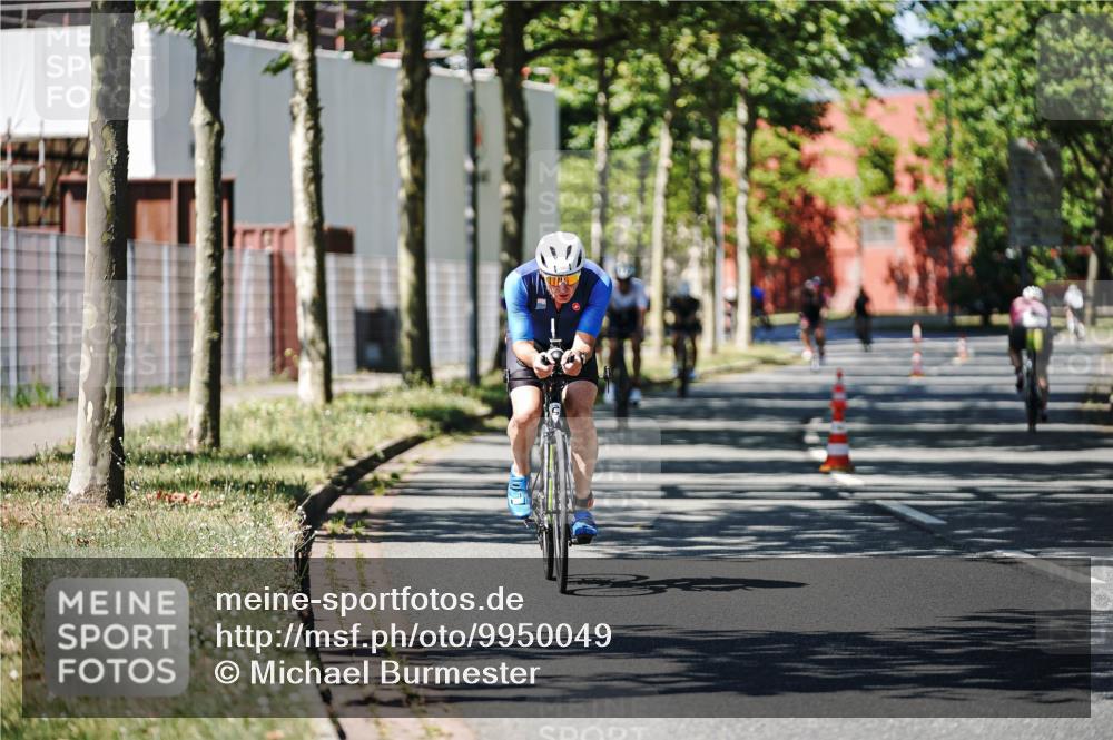 09.08.2026 - GEWOBA Citytriathlon Bremen Michael Burmester http://msf.ph/oto/9950049 09.08.2026 13:02:24 Radfahren 614, 632, 676, 723, 791, 890, 966, 1011 meine-sportfotos.de