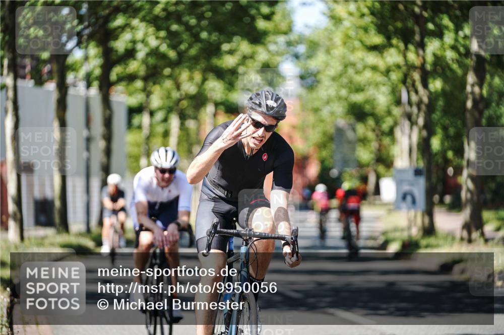 09.08.2026 - GEWOBA Citytriathlon Bremen Michael Burmester http://msf.ph/oto/9950056 09.08.2026 13:02:28 Radfahren 614, 632, 676, 723, 791, 873, 966, 1007, 1011, 1020 meine-sportfotos.de