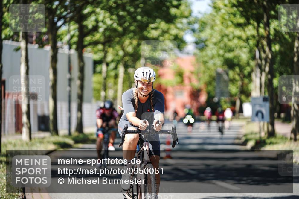09.08.2026 - GEWOBA Citytriathlon Bremen Michael Burmester http://msf.ph/oto/9950061 09.08.2026 13:02:31 Radfahren 607, 614, 632, 676, 691, 723, 791, 873, 966, 1007, 1011, 1020 meine-sportfotos.de