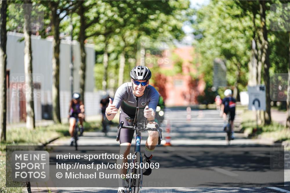 09.08.2026 - GEWOBA Citytriathlon Bremen Michael Burmester http://msf.ph/oto/9950069 09.08.2026 13:02:35 Radfahren 607, 614, 632, 691, 723, 791, 873, 966, 1007, 1011, 1020 meine-sportfotos.de