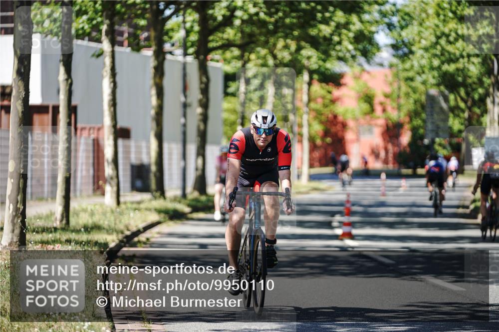 09.08.2026 - GEWOBA Citytriathlon Bremen Michael Burmester http://msf.ph/oto/9950110 09.08.2026 13:03:13 Radfahren 768, 779, 898, 985, 1102 meine-sportfotos.de
