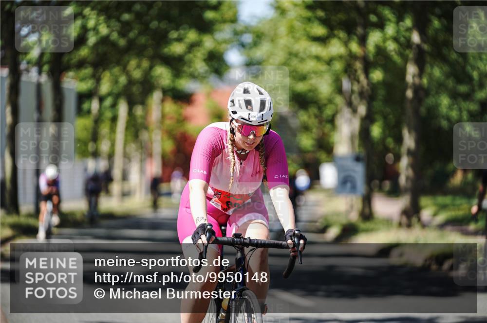 09.08.2026 - GEWOBA Citytriathlon Bremen Michael Burmester http://msf.ph/oto/9950148 09.08.2026 13:03:50 Radfahren 575, 646, 698, 721, 769, 793, 828, 835, 842, 891, 974, 1122, 1157 meine-sportfotos.de
