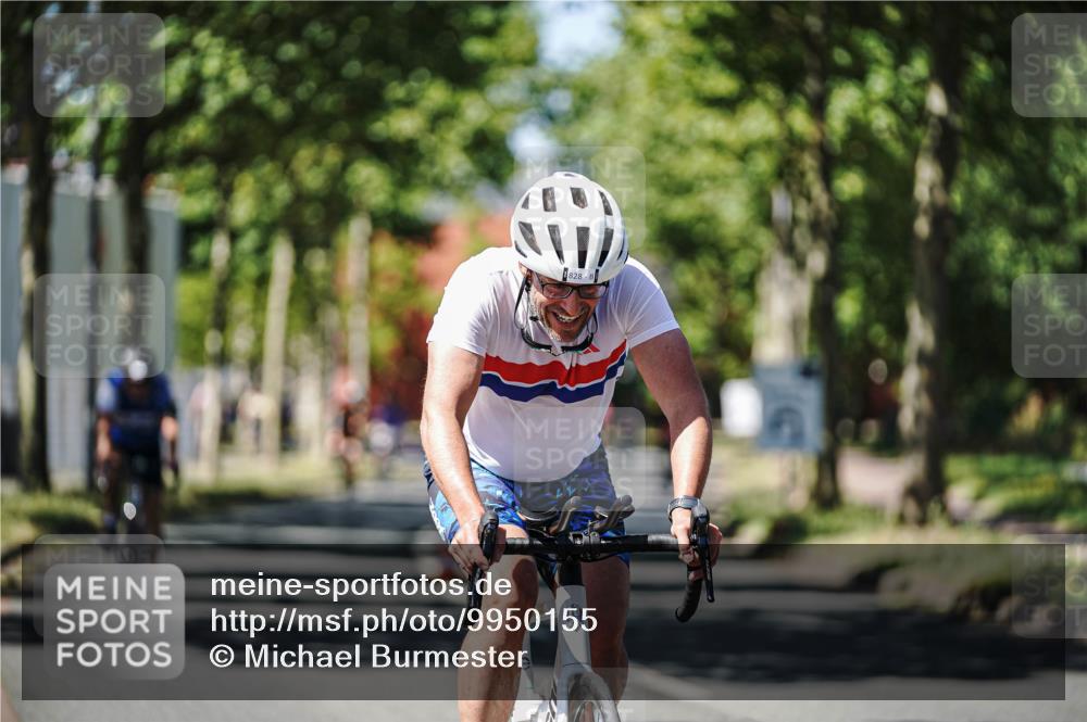 09.08.2026 - GEWOBA Citytriathlon Bremen Michael Burmester http://msf.ph/oto/9950155 09.08.2026 13:03:56 Radfahren 646, 698, 769, 828, 842, 891, 974, 996, 1108, 1157 meine-sportfotos.de