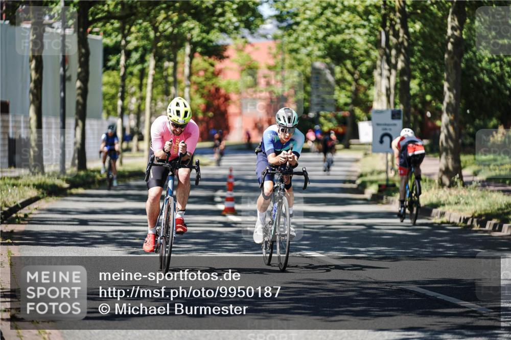 09.08.2026 - GEWOBA Citytriathlon Bremen Michael Burmester http://msf.ph/oto/9950187 09.08.2026 13:04:26 Radfahren 112, 569, 630, 692, 881, 883, 936, 941, 955, 962, 997, 1002 meine-sportfotos.de