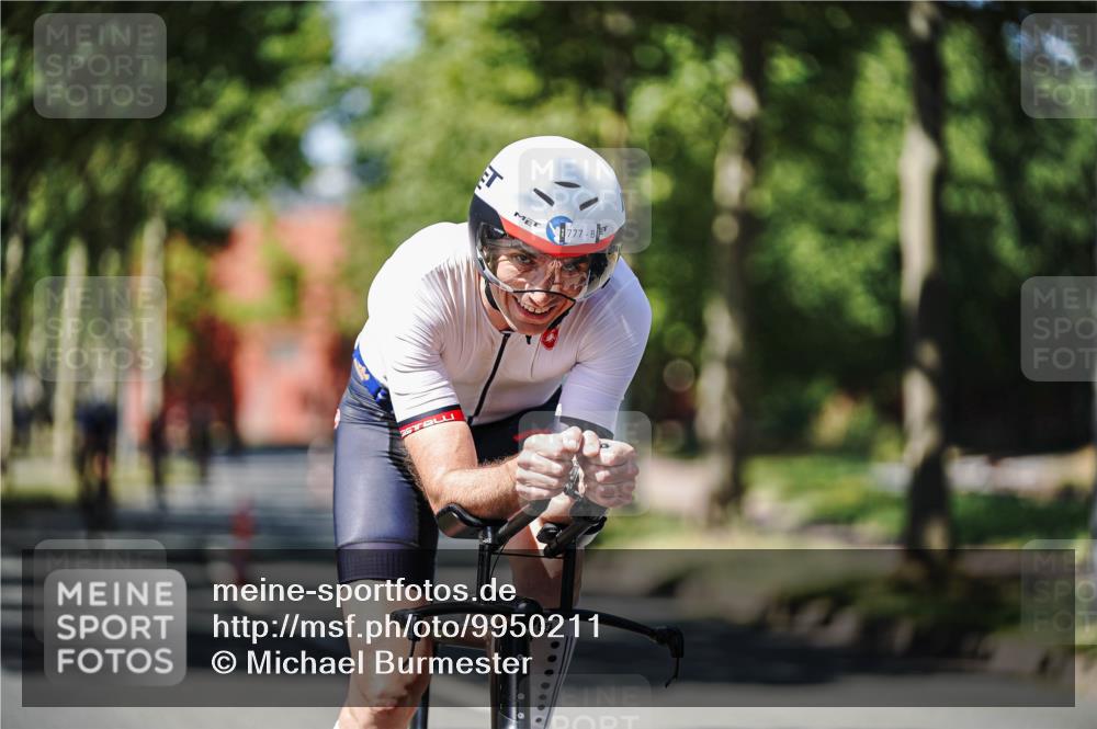 09.08.2026 - GEWOBA Citytriathlon Bremen Michael Burmester http://msf.ph/oto/9950211 09.08.2026 13:04:55 Radfahren 738, 747, 773, 777, 856, 908, 917, 1160 meine-sportfotos.de
