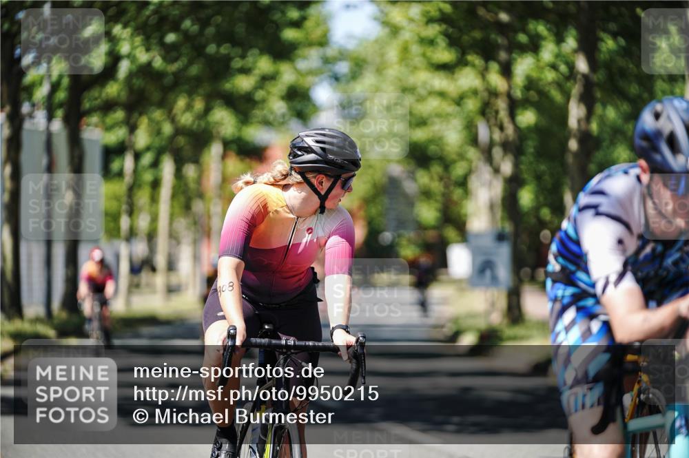 09.08.2026 - GEWOBA Citytriathlon Bremen Michael Burmester http://msf.ph/oto/9950215 09.08.2026 13:04:58 Radfahren 652, 738, 747, 773, 777, 856, 908, 917, 922 meine-sportfotos.de