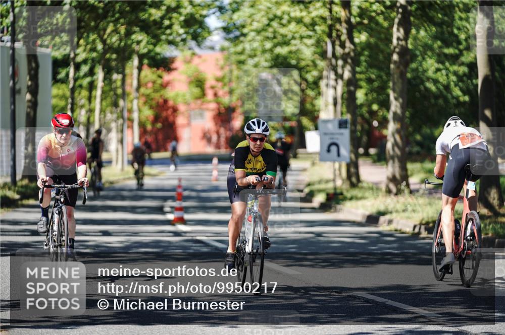 09.08.2026 - GEWOBA Citytriathlon Bremen Michael Burmester http://msf.ph/oto/9950217 09.08.2026 13:05:01 Radfahren 652, 738, 747, 773, 777, 908, 917, 922 meine-sportfotos.de