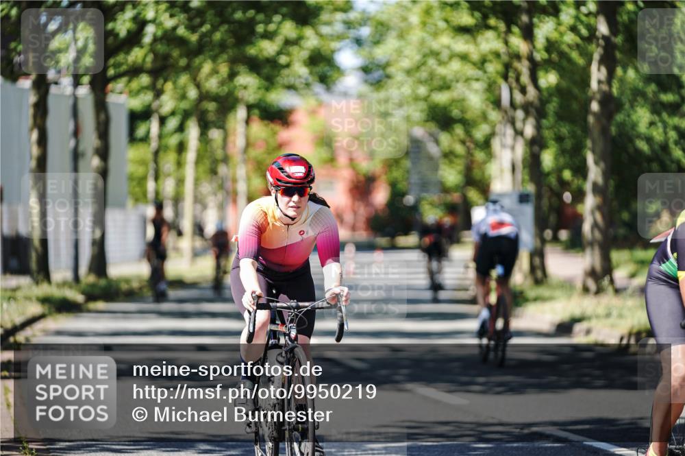 09.08.2026 - GEWOBA Citytriathlon Bremen Michael Burmester http://msf.ph/oto/9950219 09.08.2026 13:05:02 Radfahren 652, 738, 747, 773, 777, 908, 917, 922 meine-sportfotos.de