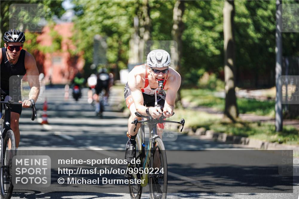 09.08.2026 - GEWOBA Citytriathlon Bremen Michael Burmester http://msf.ph/oto/9950224 09.08.2026 13:05:07 Radfahren 652, 747, 777, 818, 908, 917, 922, 1139 meine-sportfotos.de