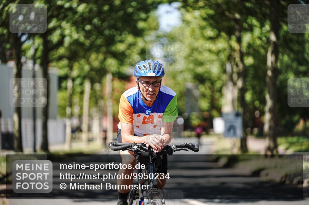 09.08.2026 - GEWOBA Citytriathlon Bremen Michael Burmester http://msf.ph/oto/9950234 09.08.2026 13:05:23 Radfahren 583, 613, 818, 830, 1139 meine-sportfotos.de